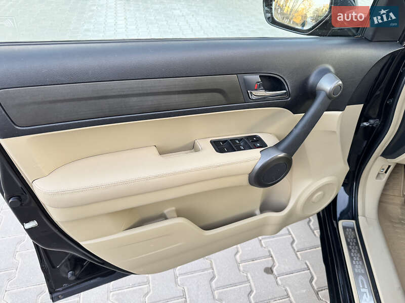 Внедорожник / Кроссовер Honda CR-V 2010 в Тернополе