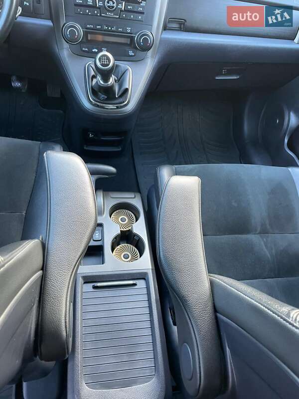 Позашляховик / Кросовер Honda CR-V 2011 в Дубні фото 15 Позашляховик / Кросовер Honda CR-V 2011 в Дубні