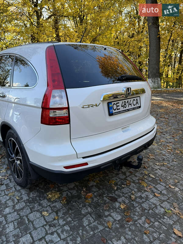 Внедорожник / Кроссовер Honda CR-V 2011 в Черновцах