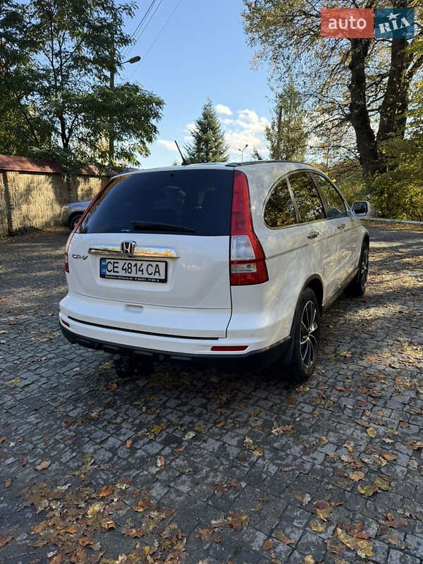 Внедорожник / Кроссовер Honda CR-V 2011 в Черновцах