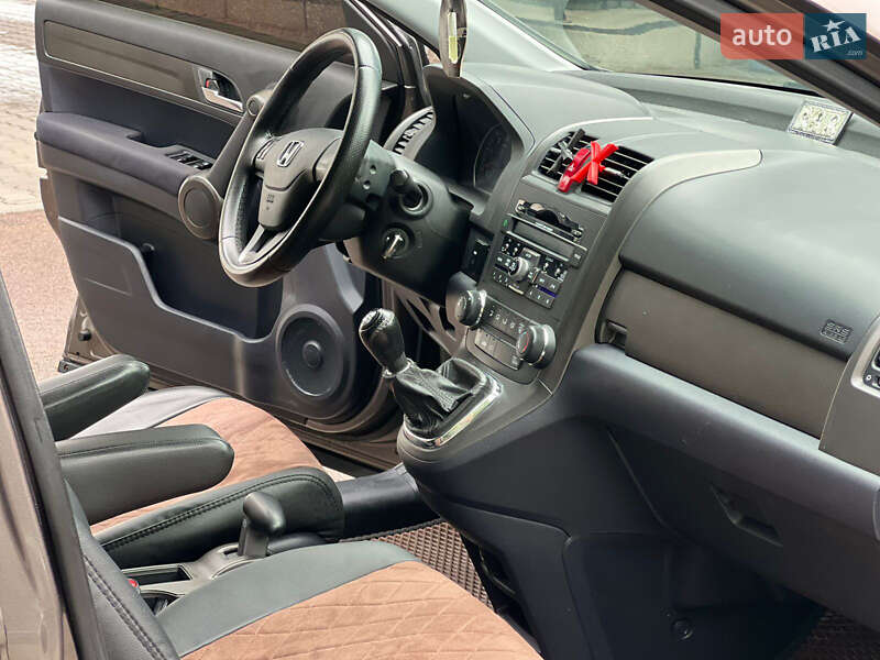 Внедорожник / Кроссовер Honda CR-V 2010 в Кременце фото 23 Внедорожник / Кроссовер Honda CR-V 2010 в Кременце