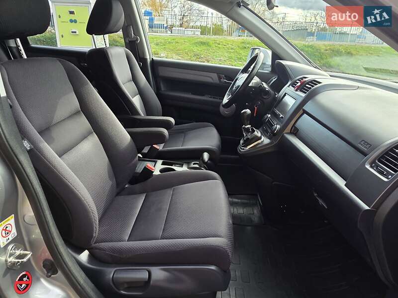 Внедорожник / Кроссовер Honda CR-V 2008 в Харькове