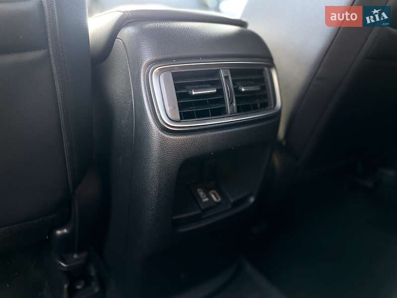 Позашляховик / Кросовер Honda CR-V 2023 в Києві