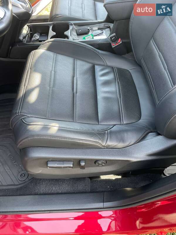 Внедорожник / Кроссовер Honda CR-V 2022 в Киеве
