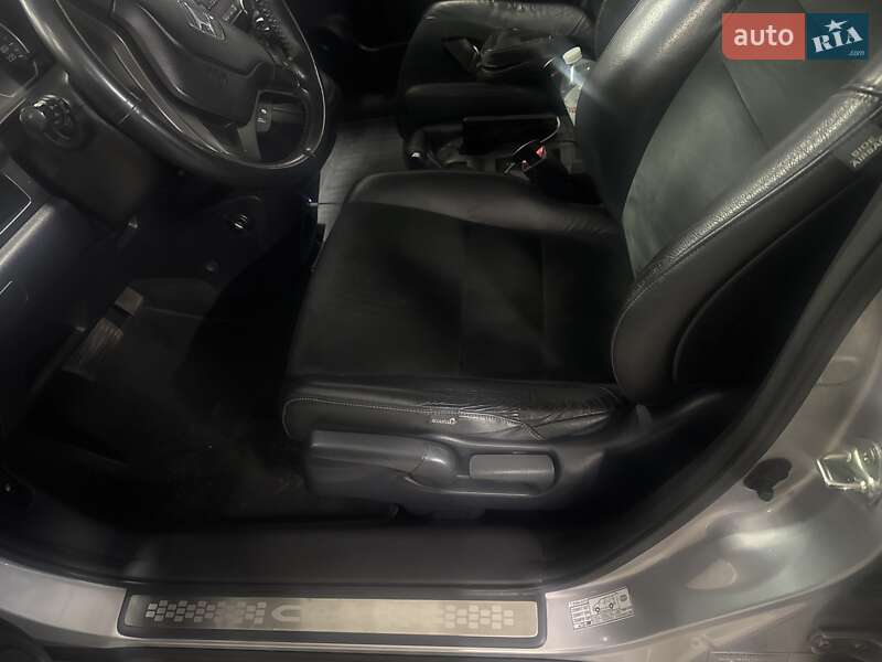 Внедорожник / Кроссовер Honda CR-V 2012 в Киеве фото 5 Внедорожник / Кроссовер Honda CR-V 2012 в Киеве