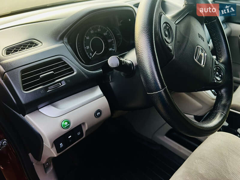 Позашляховик / Кросовер Honda CR-V 2014 в Полтаві