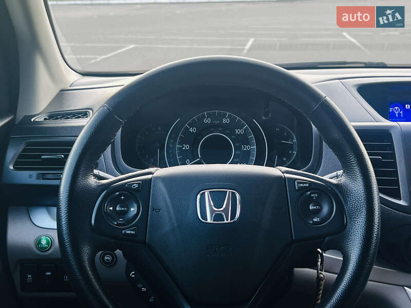 Позашляховик / Кросовер Honda CR-V 2014 в Полтаві
