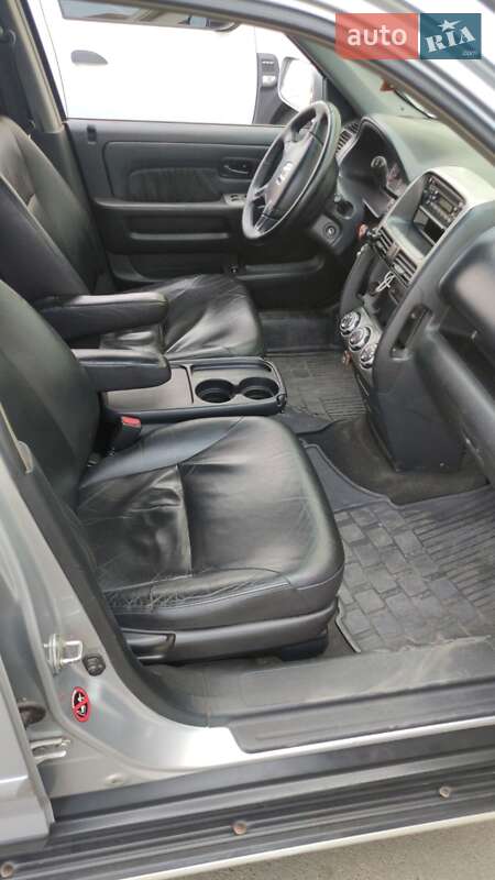 Внедорожник / Кроссовер Honda CR-V 2003 в Одессе