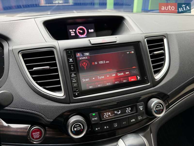 Позашляховик / Кросовер Honda CR-V 2016 в Києві