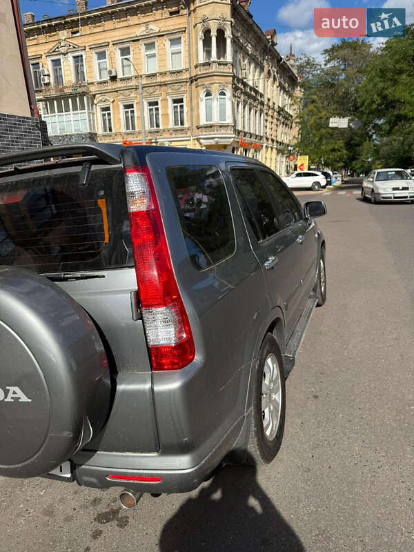 Внедорожник / Кроссовер Honda CR-V 2006 в Днепре фото 3 Внедорожник / Кроссовер Honda CR-V 2006 в Днепре