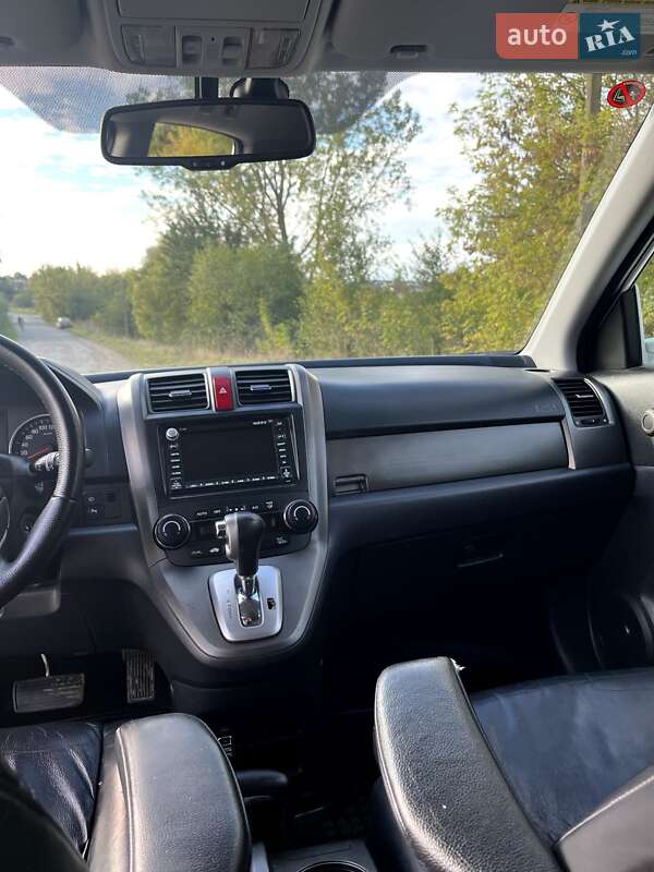 Позашляховик / Кросовер Honda CR-V 2011 в Тлумачі