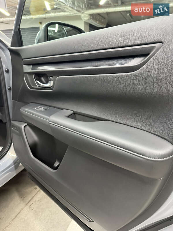 Позашляховик / Кросовер Honda CR-V 2023 в Києві