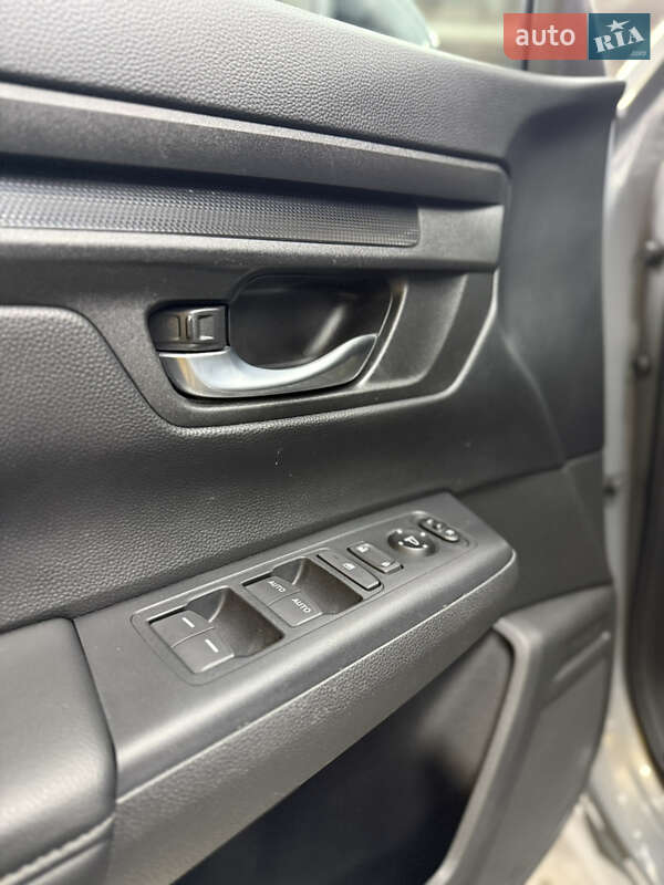 Позашляховик / Кросовер Honda CR-V 2023 в Києві