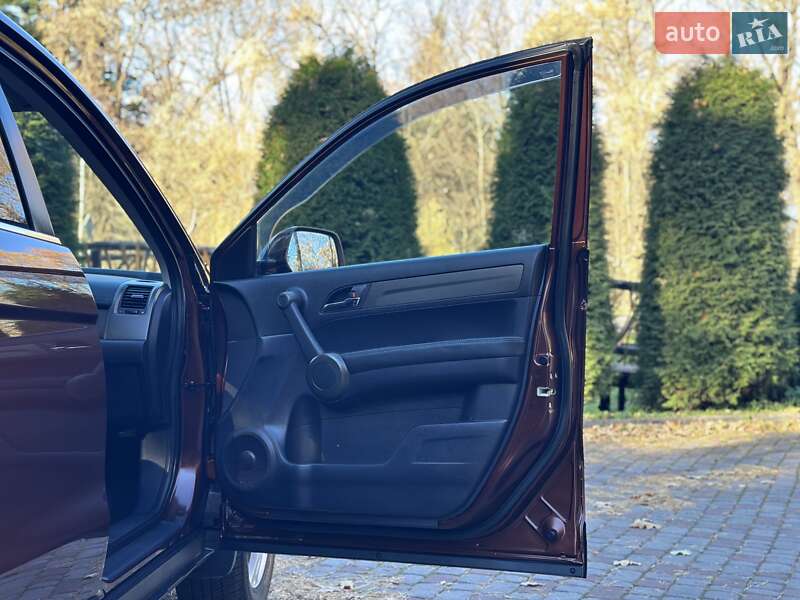 Внедорожник / Кроссовер Honda CR-V 2012 в Дрогобыче