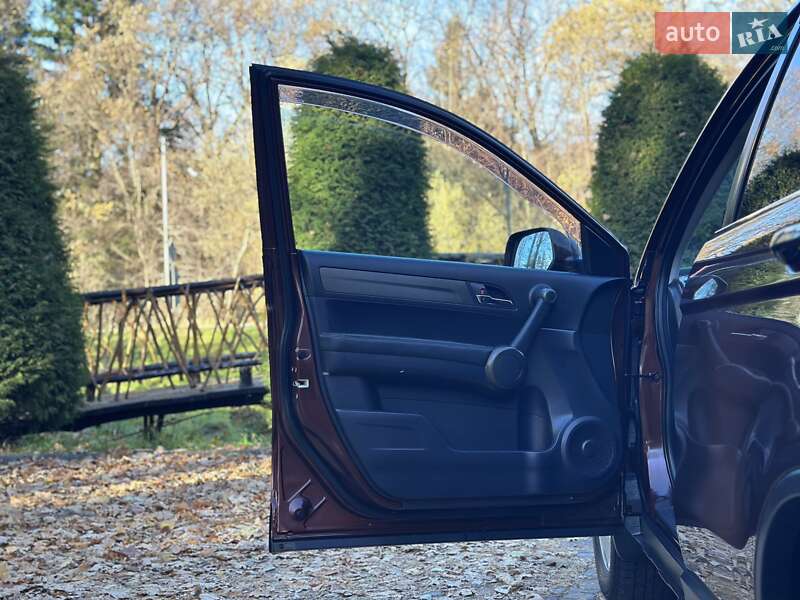 Внедорожник / Кроссовер Honda CR-V 2012 в Дрогобыче