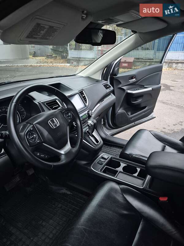 Внедорожник / Кроссовер Honda CR-V 2016 в Киеве