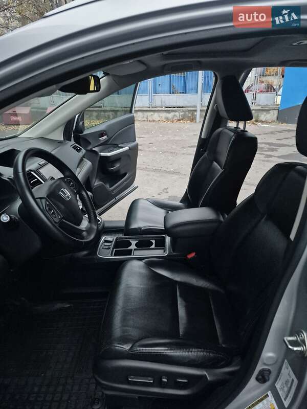 Внедорожник / Кроссовер Honda CR-V 2016 в Киеве