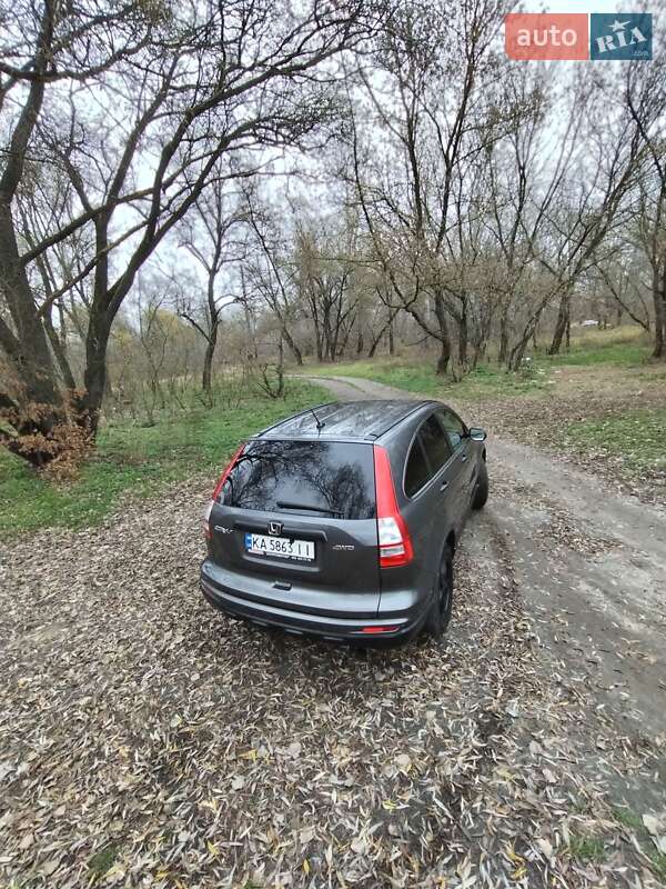 Позашляховик / Кросовер Honda CR-V 2010 в Недригайліву