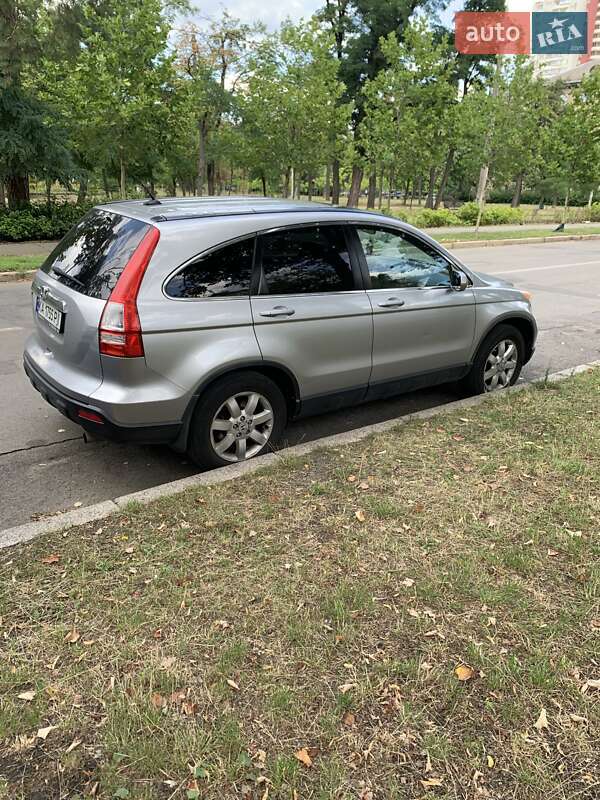 Внедорожник / Кроссовер Honda CR-V 2008 в Киеве