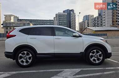 Внедорожник / Кроссовер Honda CR-V 2018 в Киеве