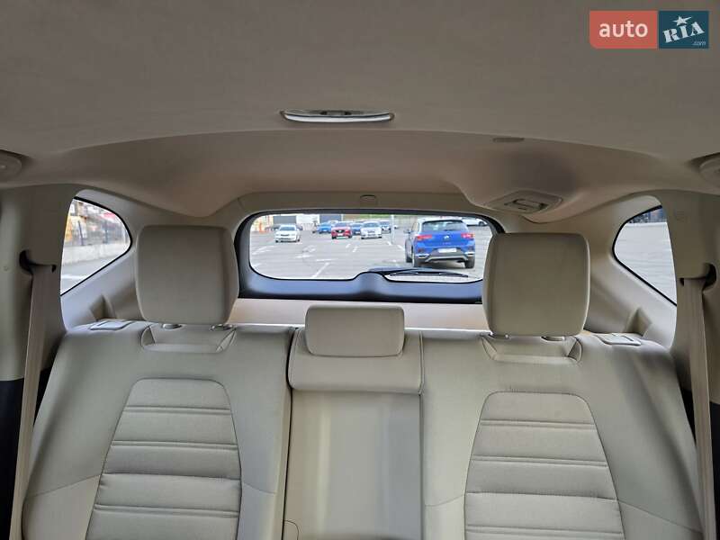 Позашляховик / Кросовер Honda CR-V 2018 в Києві