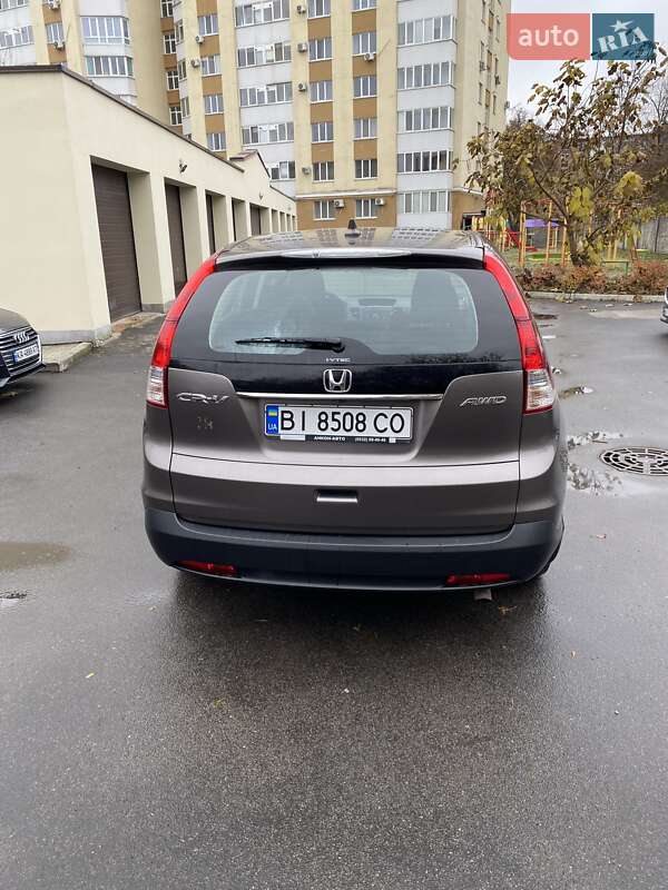 Позашляховик / Кросовер Honda CR-V 2013 в Миргороді