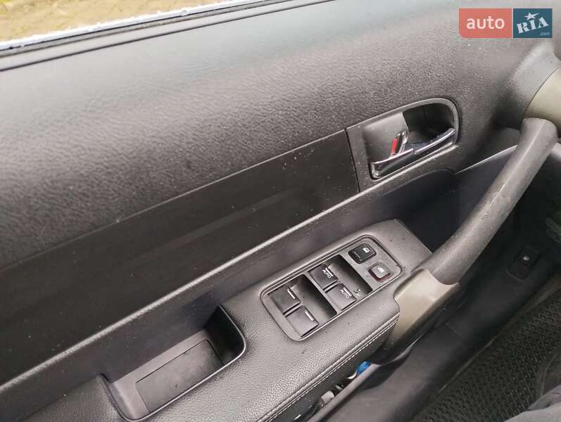 Позашляховик / Кросовер Honda CR-V 2012 в Львові фото 18 Позашляховик / Кросовер Honda CR-V 2012 в Львові