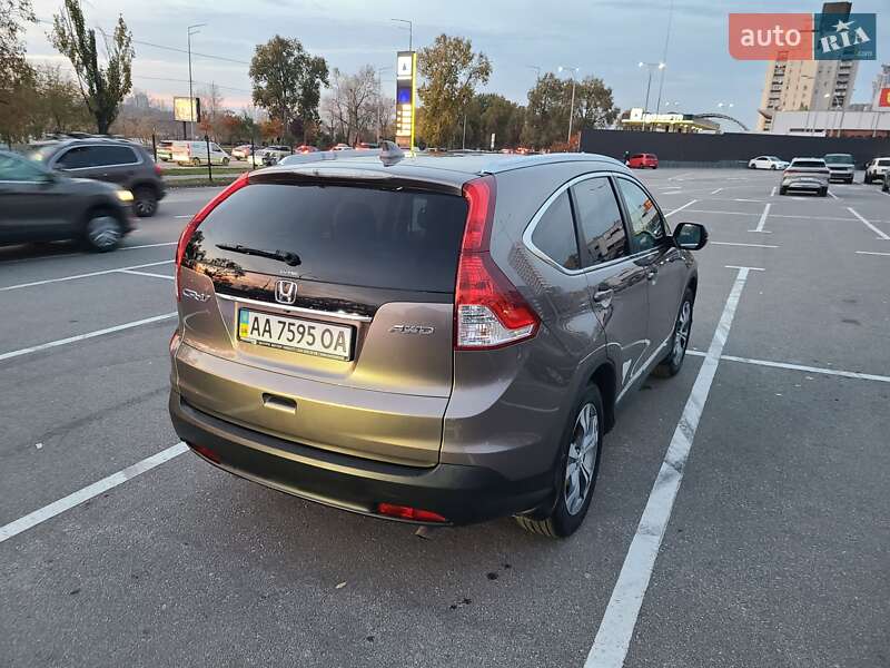 Позашляховик / Кросовер Honda CR-V 2013 в Києві фото 4 Позашляховик / Кросовер Honda CR-V 2013 в Києві