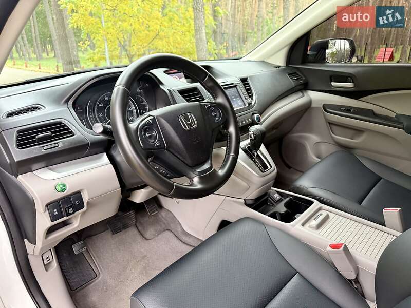 Внедорожник / Кроссовер Honda CR-V 2015 в Киеве