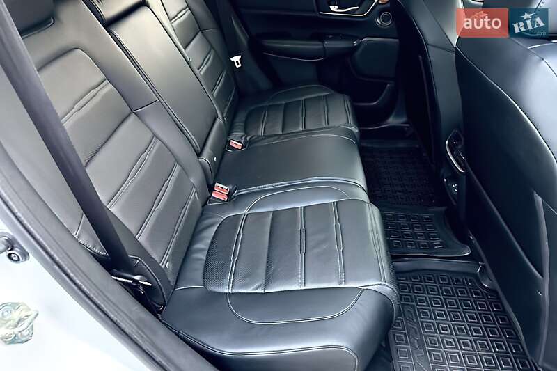 Позашляховик / Кросовер Honda CR-V 2017 в Києві фото 30 Позашляховик / Кросовер Honda CR-V 2017 в Києві