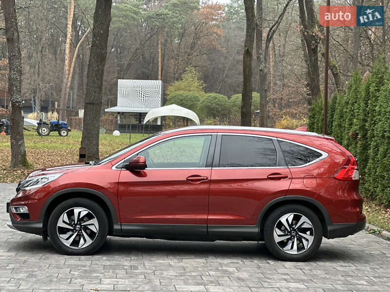 Внедорожник / Кроссовер Honda CR-V 2016 в Луцке
