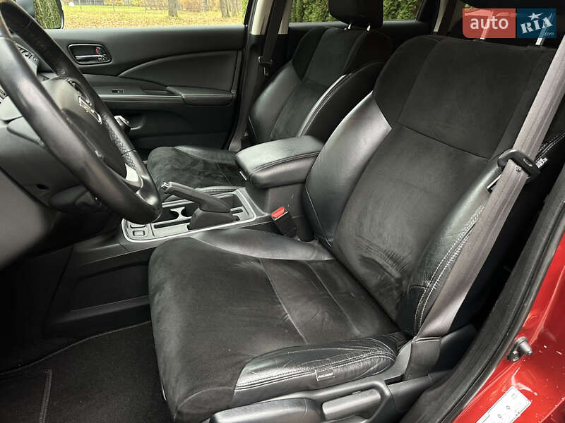 Внедорожник / Кроссовер Honda CR-V 2016 в Луцке