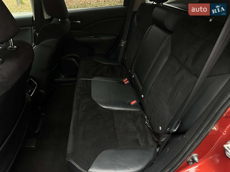 Внедорожник / Кроссовер Honda CR-V 2016 в Луцке