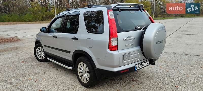 Внедорожник / Кроссовер Honda CR-V 2005 в Каневе
