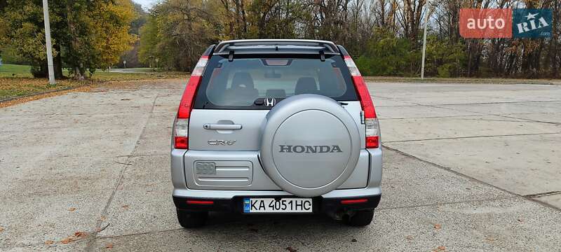 Внедорожник / Кроссовер Honda CR-V 2005 в Каневе