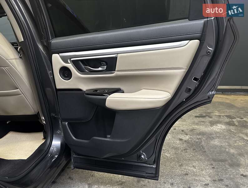 Внедорожник / Кроссовер Honda CR-V 2021 в Киеве фото 42 Внедорожник / Кроссовер Honda CR-V 2021 в Киеве