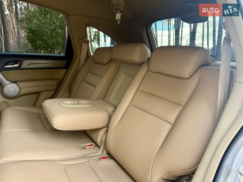 Позашляховик / Кросовер Honda CR-V 2008 в Києві