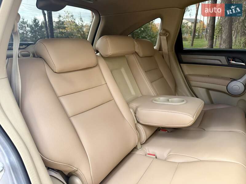 Позашляховик / Кросовер Honda CR-V 2008 в Києві