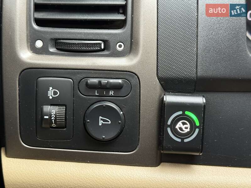 Позашляховик / Кросовер Honda CR-V 2008 в Києві