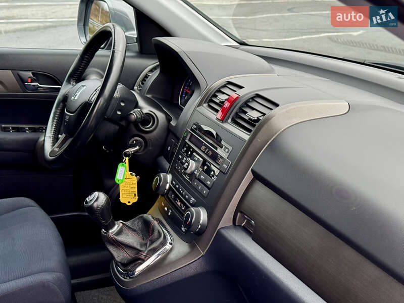 Позашляховик / Кросовер Honda CR-V 2011 в Полтаві