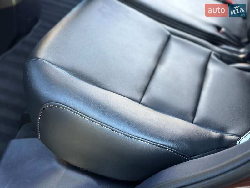 Позашляховик / Кросовер Honda CR-V 2012 в Дрогобичі