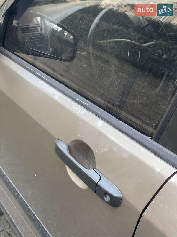 Внедорожник / Кроссовер Honda CR-V 2003 в Львове