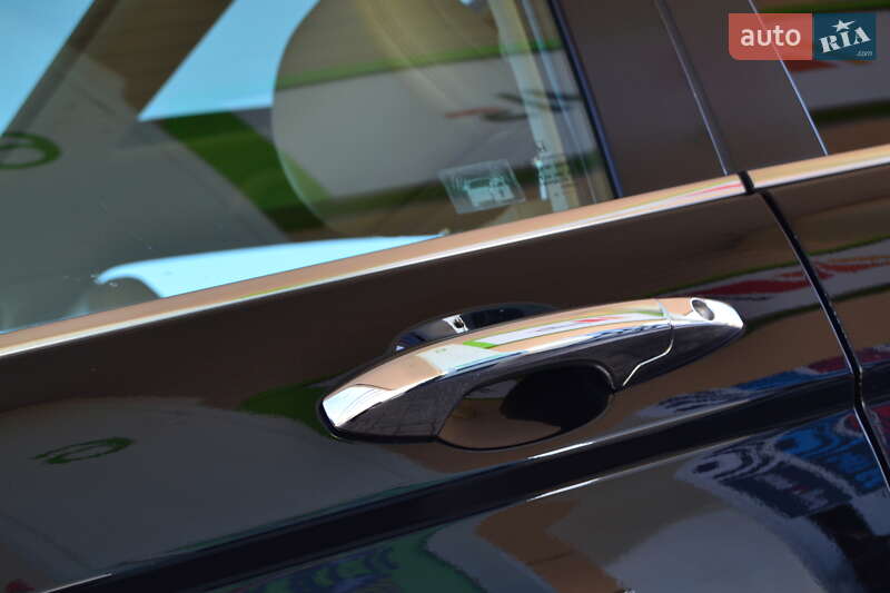 Позашляховик / Кросовер Honda CR-V 2011 в Дрогобичі