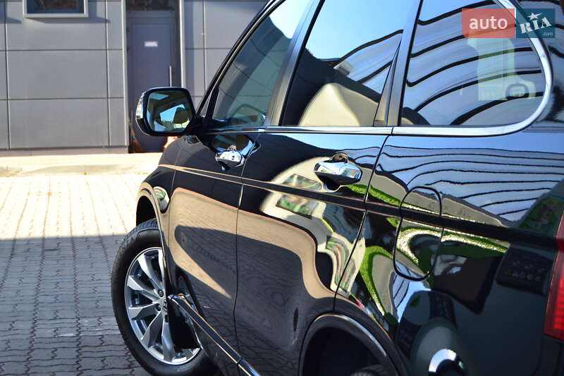 Позашляховик / Кросовер Honda CR-V 2011 в Дрогобичі