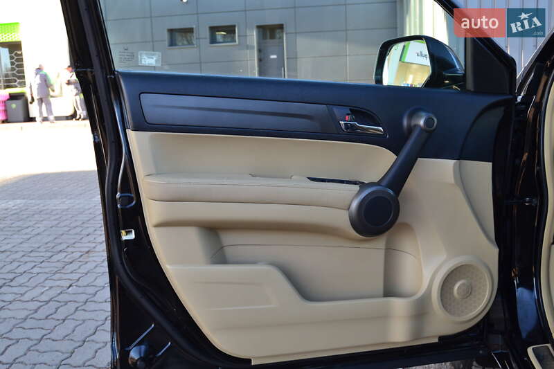 Позашляховик / Кросовер Honda CR-V 2011 в Дрогобичі