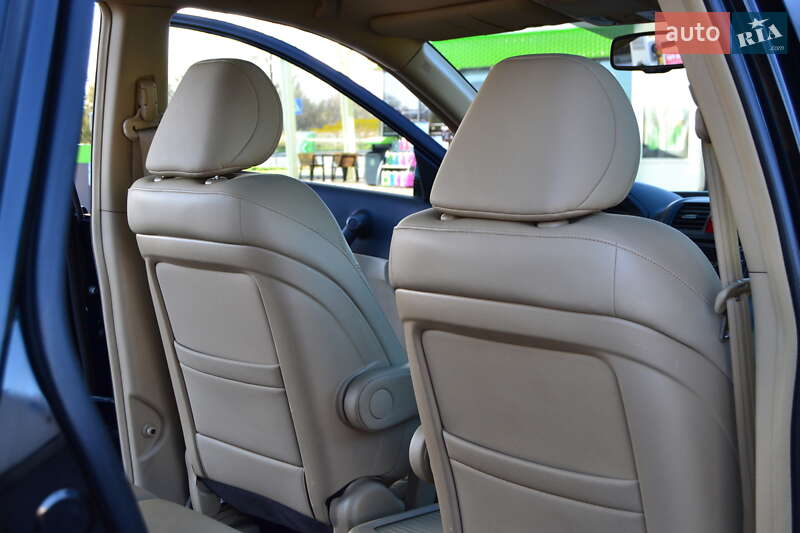 Позашляховик / Кросовер Honda CR-V 2011 в Дрогобичі