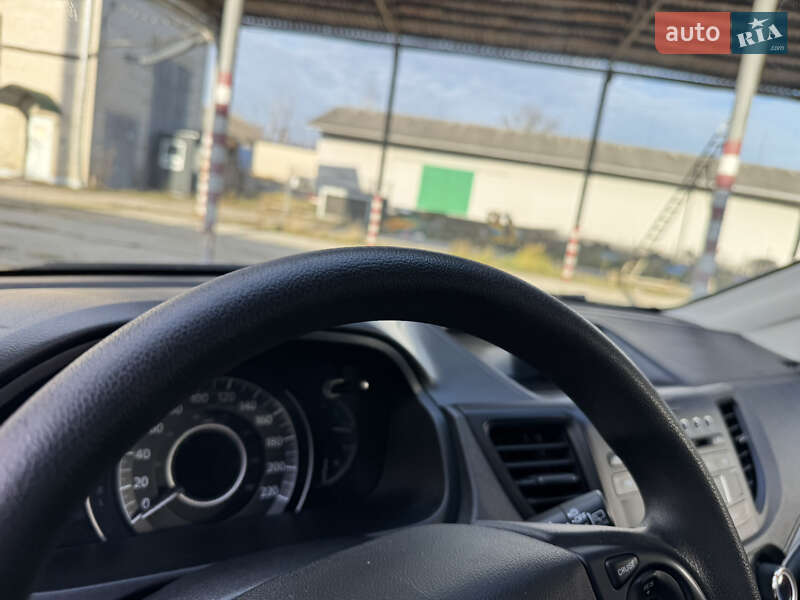 Внедорожник / Кроссовер Honda CR-V 2016 в Ковеле фото 37 Внедорожник / Кроссовер Honda CR-V 2016 в Ковеле