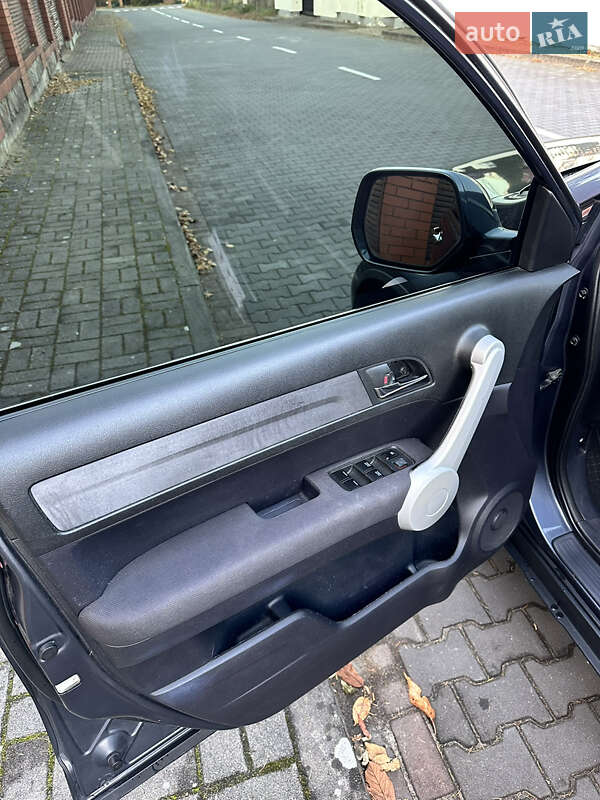 Позашляховик / Кросовер Honda CR-V 2007 в Львові фото 12 Позашляховик / Кросовер Honda CR-V 2007 в Львові