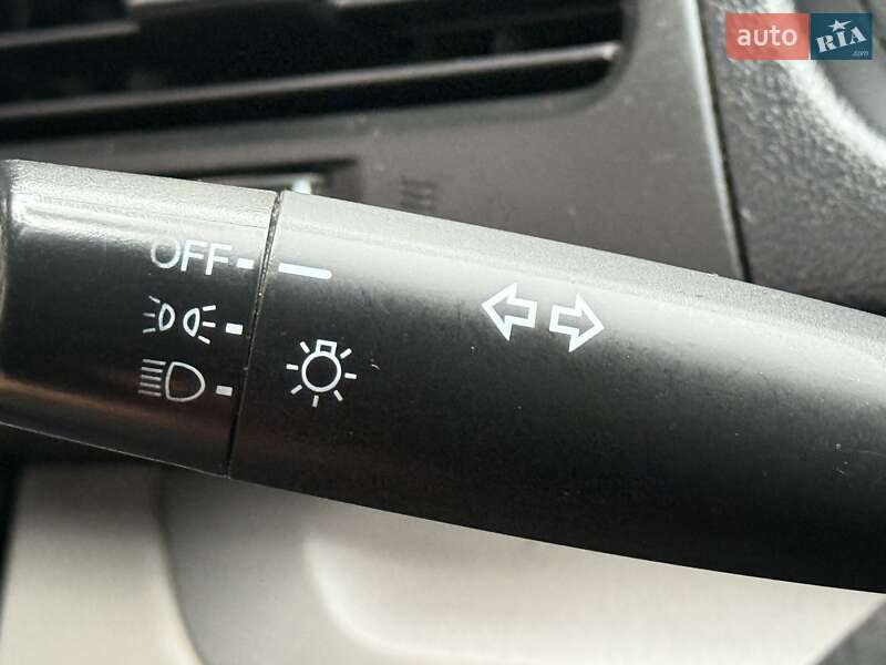 Позашляховик / Кросовер Honda CR-V 2015 в Києві