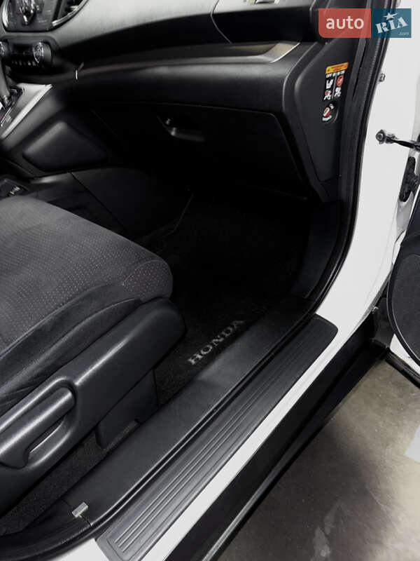 Внедорожник / Кроссовер Honda CR-V 2013 в Львове фото 12 Внедорожник / Кроссовер Honda CR-V 2013 в Львове